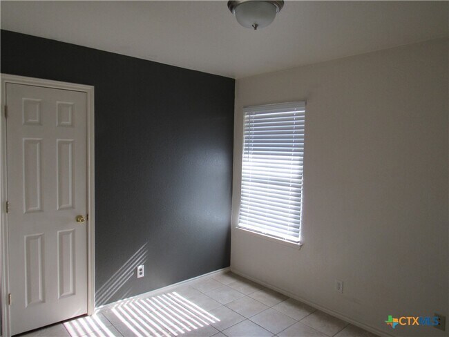 Building Photo - 4301 Elms Run Cir