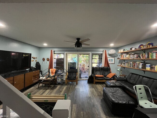 Foto del edificio - 3 br, 2.5 bath Townhome - 94-190 Anania Drive
