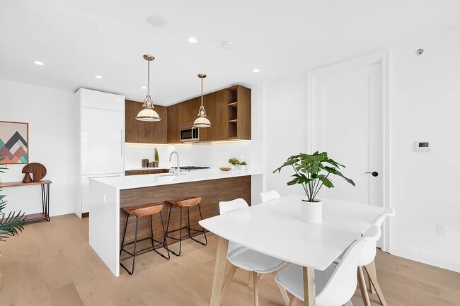 Foto del edificio - 127 W 112th St