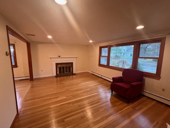 Foto del edificio - 794 Greendale Ave