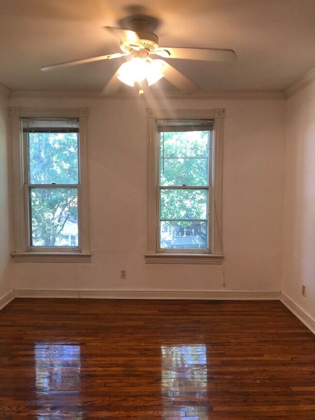 Foto del edificio - 2929FILL