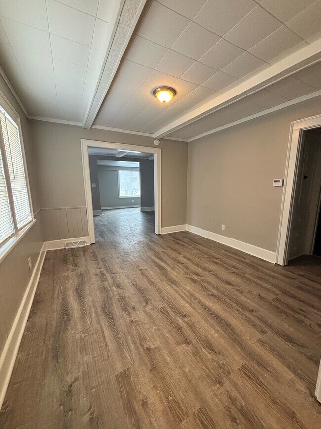 Foto del edificio - 5302 East Dr