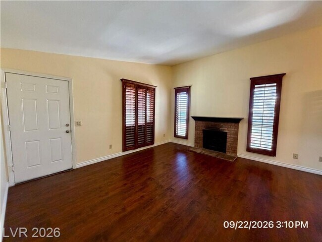Building Photo - 711 Bass Dr