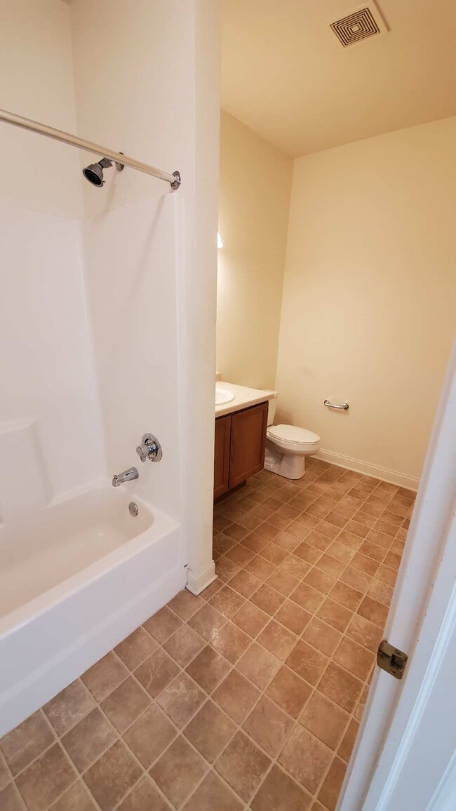 Uptown Brass Apartments Apartments 1923 63rd Kenosha, WI