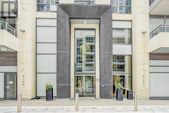 Photo du bâtiment - 9199 Yonge St