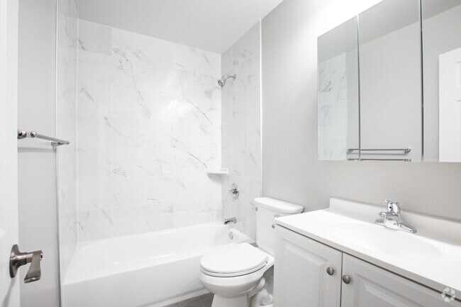 1 BR, 1 BA - 72 METROS CUADRADOS - Maple Crest Apartments