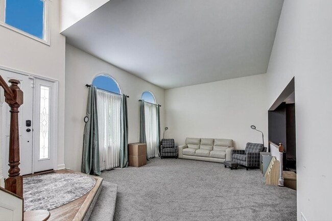 Building Photo - 167 Southfield Dr