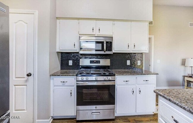 Foto del edificio - 8107 Heritage Woods Ln