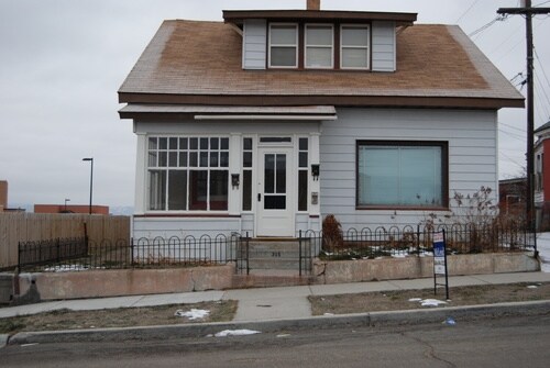 Primary Photo - 315 N Jackson St