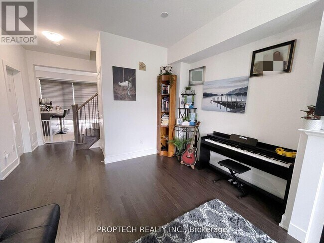 Building Photo - 25 Gillivary Dr