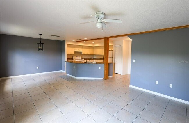 Foto del edificio - 1116 Sunset Point Rd