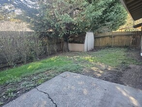 Building Photo - 12650 SW 127th Ave