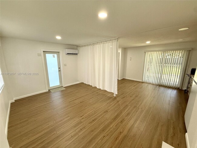 Building Photo - 8301 SW 19th St