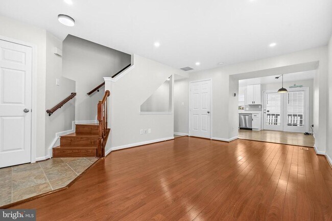 Foto del edificio - 6109 Beddingfield Ct