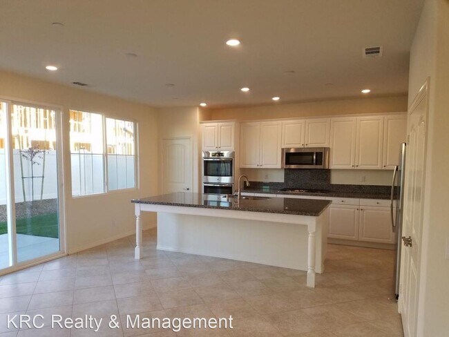 Building Photo - 3 br, 2 bath House - 30194 Muirlands Dr