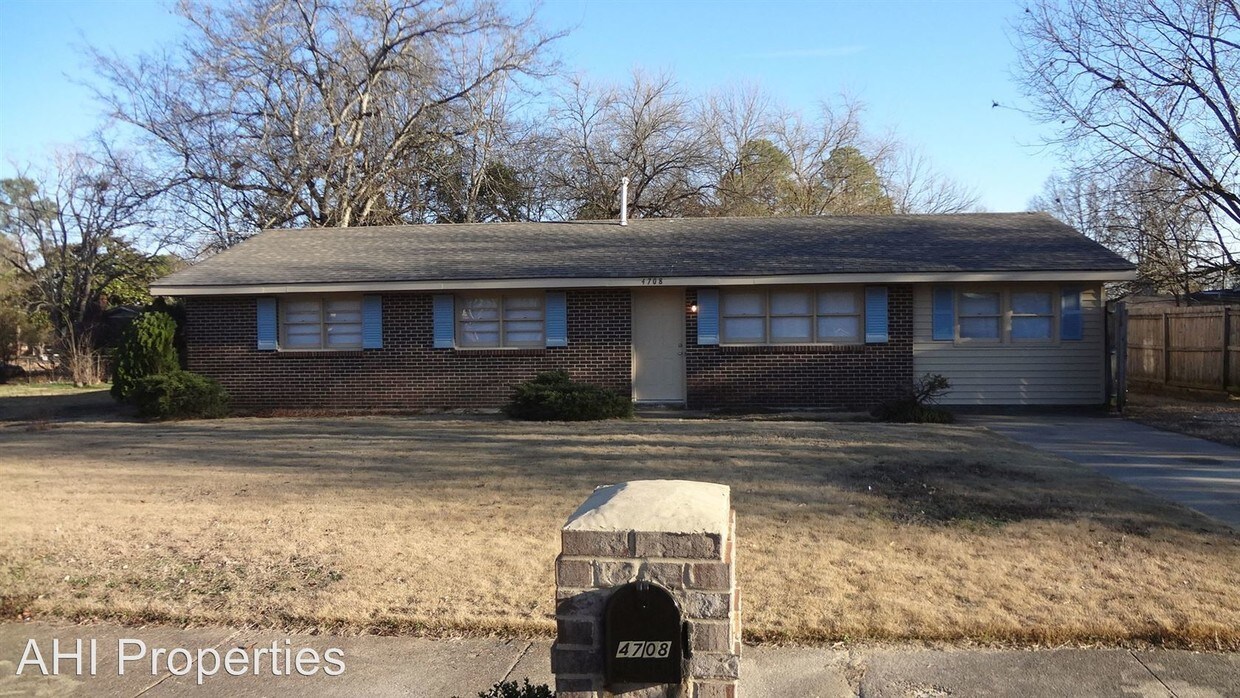 Foto principal - 4 br, 2 bath House - 4708 Sunshine Drive