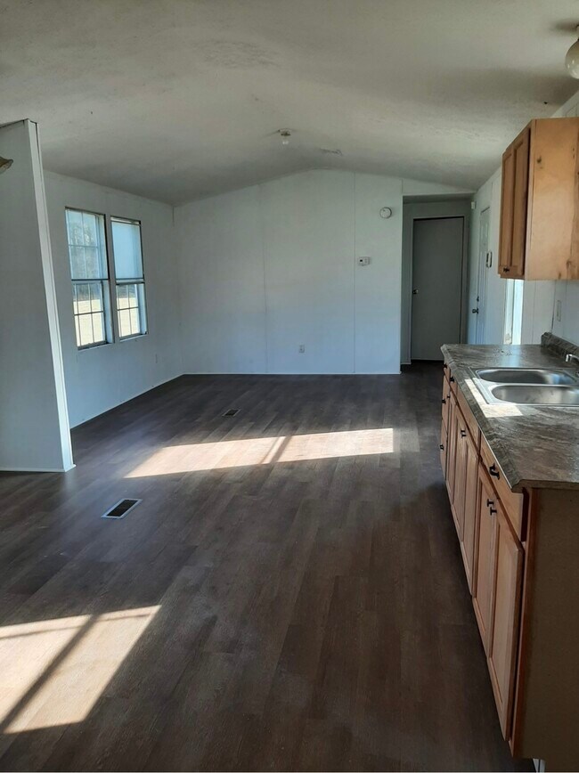 Foto del edificio - 189 Wild Forest Ln