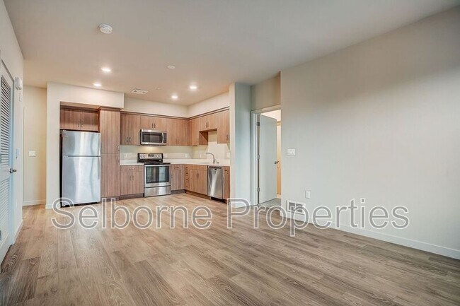 Foto del edificio - 5239 Claremont Ave