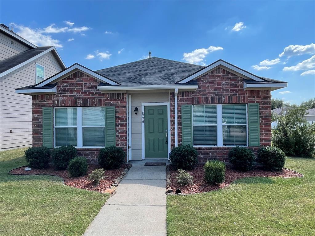 Foto principal - 6330 Provident Green Dr