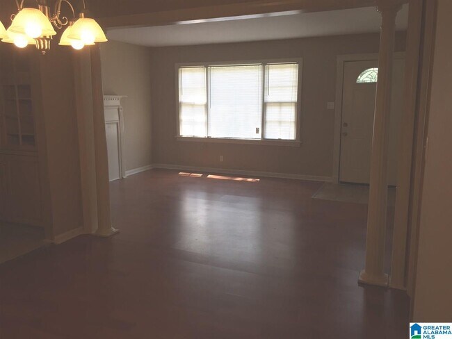 Foto del edificio - 8132 10th Ave S