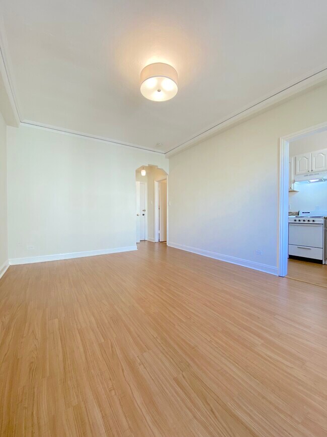 Main Room - southwest. - 640 Mason St