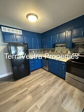 Building Photo - 108 N 8th St