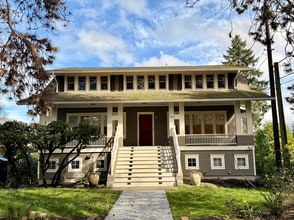 Building Photo - 7340 Seward Park Ave S