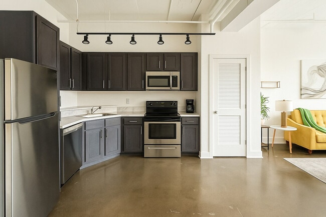 Building Photo - 215 N Santa Fe Ave