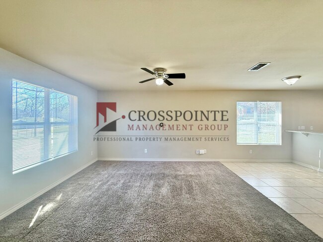 Foto del edificio - 825 W 25th St