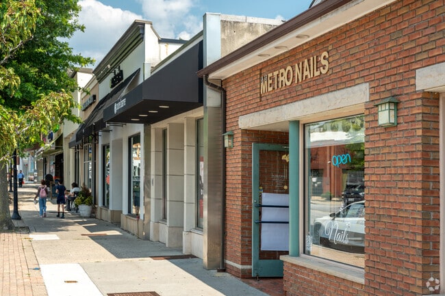 Wide sidewalks make shopping downtown fun and easy.