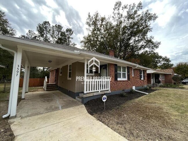 Building Photo - 3597 Philsdale - HALF OFF FIRST MONTH'S RENT!