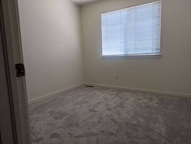 Foto del edificio - West Longmont townhome!