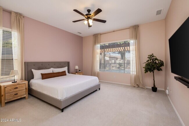 Foto del edificio - 10440 E Medina Ave