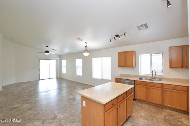 Building Photo - 3176 W Allens Peak Dr