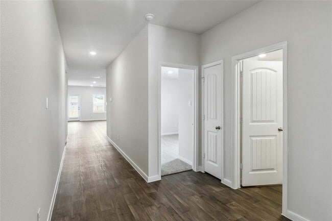 Building Photo - 315 Belmont Pl