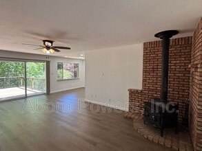 Building Photo - 3173 Ridge Ct
