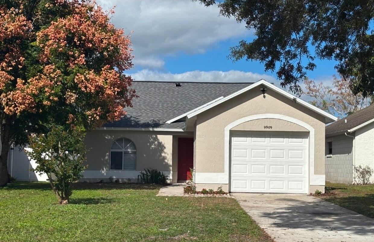 FABULOUS! LIKE NEW! 3 BEDROOM / 2 BATH / 1 CAR GARAGE HOUSE (SOUTHEAST ORLANDO) - FABULOUS! LIKE NEW!  3 BEDROOM / 2 BATH / ...