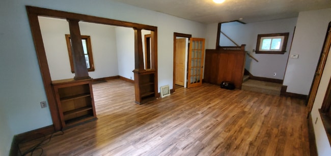 Building Photo - 710 Morgan Ave