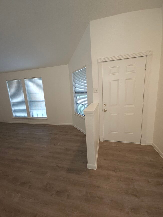 Building Photo - 1307 Edelweiss Dr