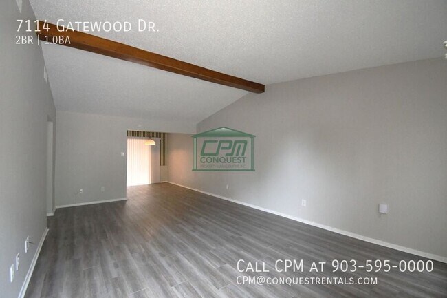 Foto del edificio - 7114 Gatewood Dr