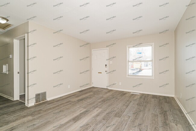 Building Photo - 10312 Galloway Dr