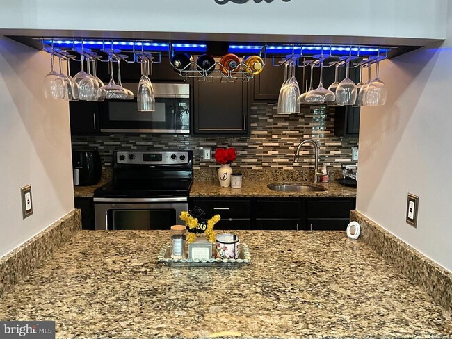 Foto del edificio - 3708 Excalibur Ct