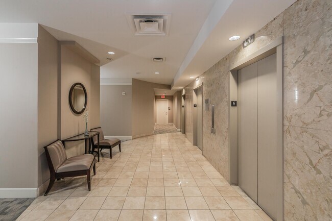6th Floor Lobby - 1505 Elm St
