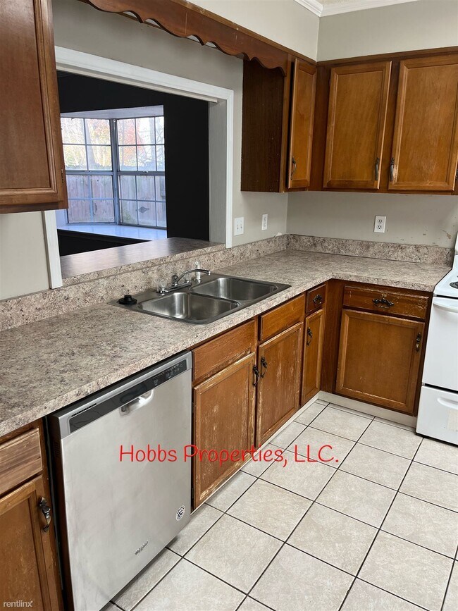 Foto del edificio - 3 br, 3 bath Townhome - 19 Brierwood Cir