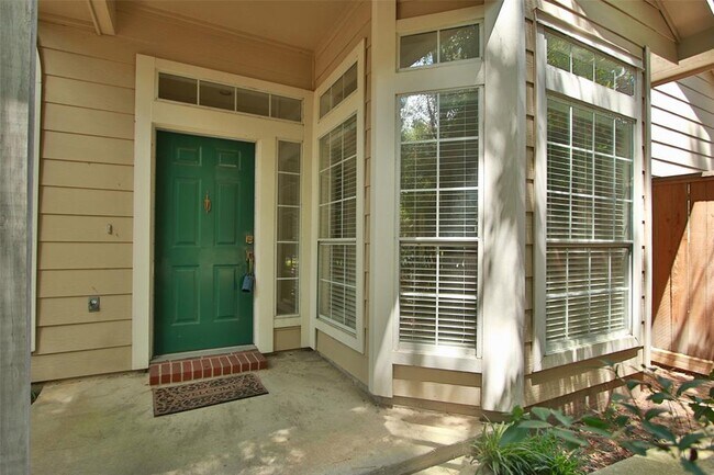 Building Photo - 22 S Avonlea Cir