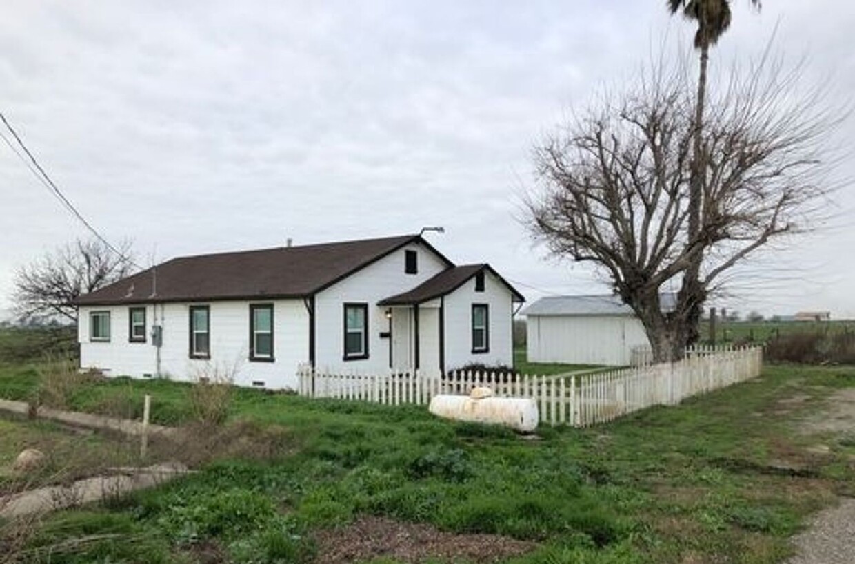 ****Now Available!**** Los Banos Country ... - ****Now Available!****  Los Banos Country ...