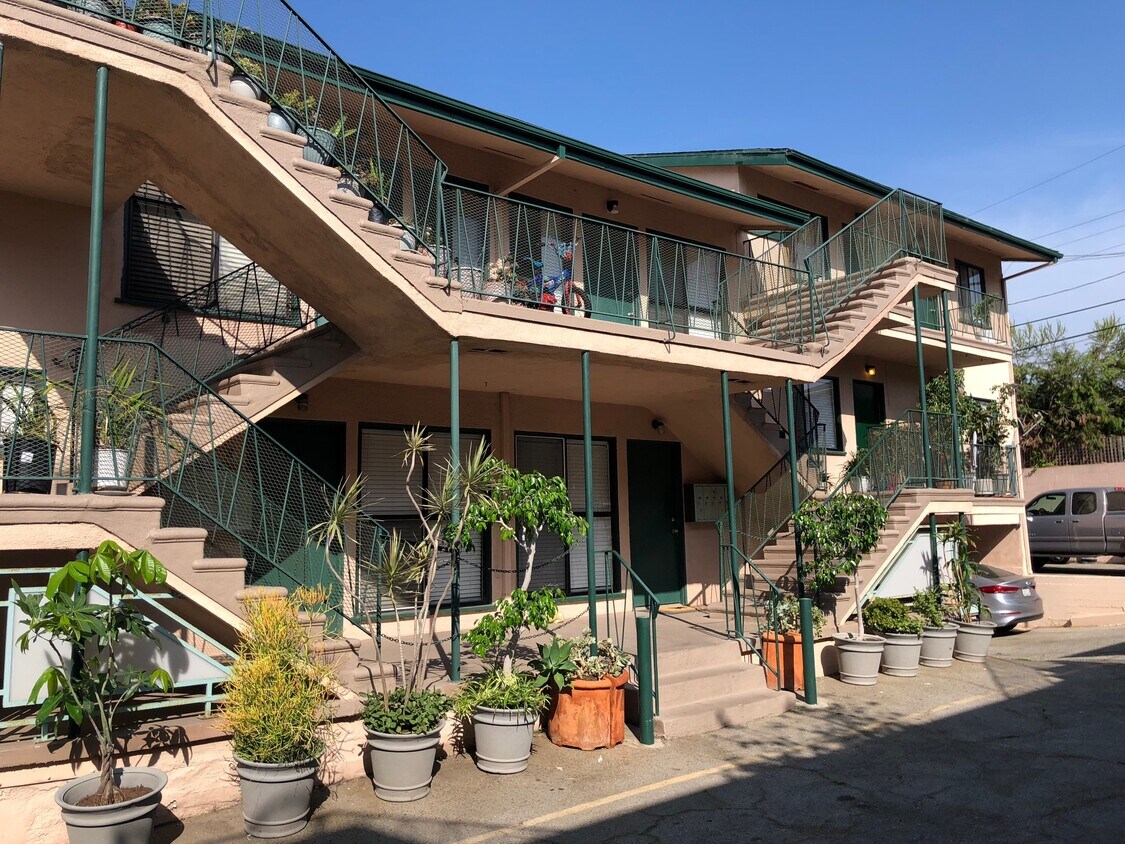 618 Pico Blvd Unit 7, Santa Monica, CA 90405 Apartments in Santa