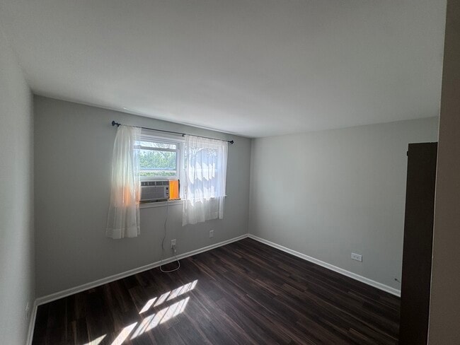 Building Photo - 5448 W Agatite Ave