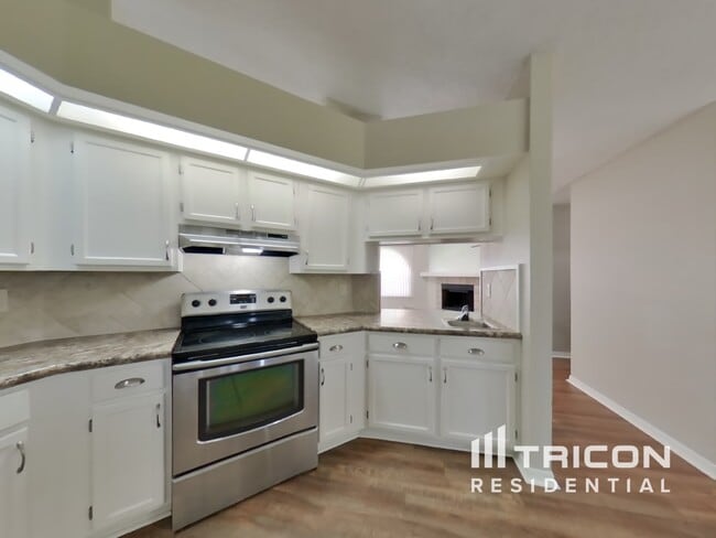 Building Photo - 1000 Green Branch Ct