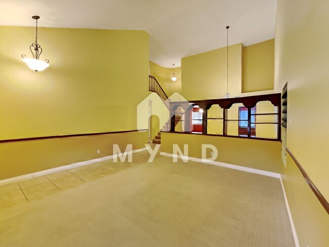 Building Photo - 88 Fantasia Ln